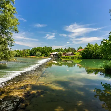 Apartment Tailors House - Happy Gradac